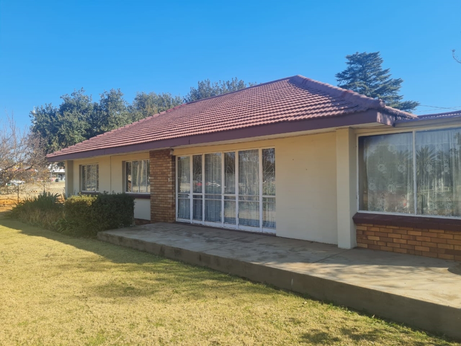 3 Bedroom Property for Sale in Stilfontein Ext 2 North West